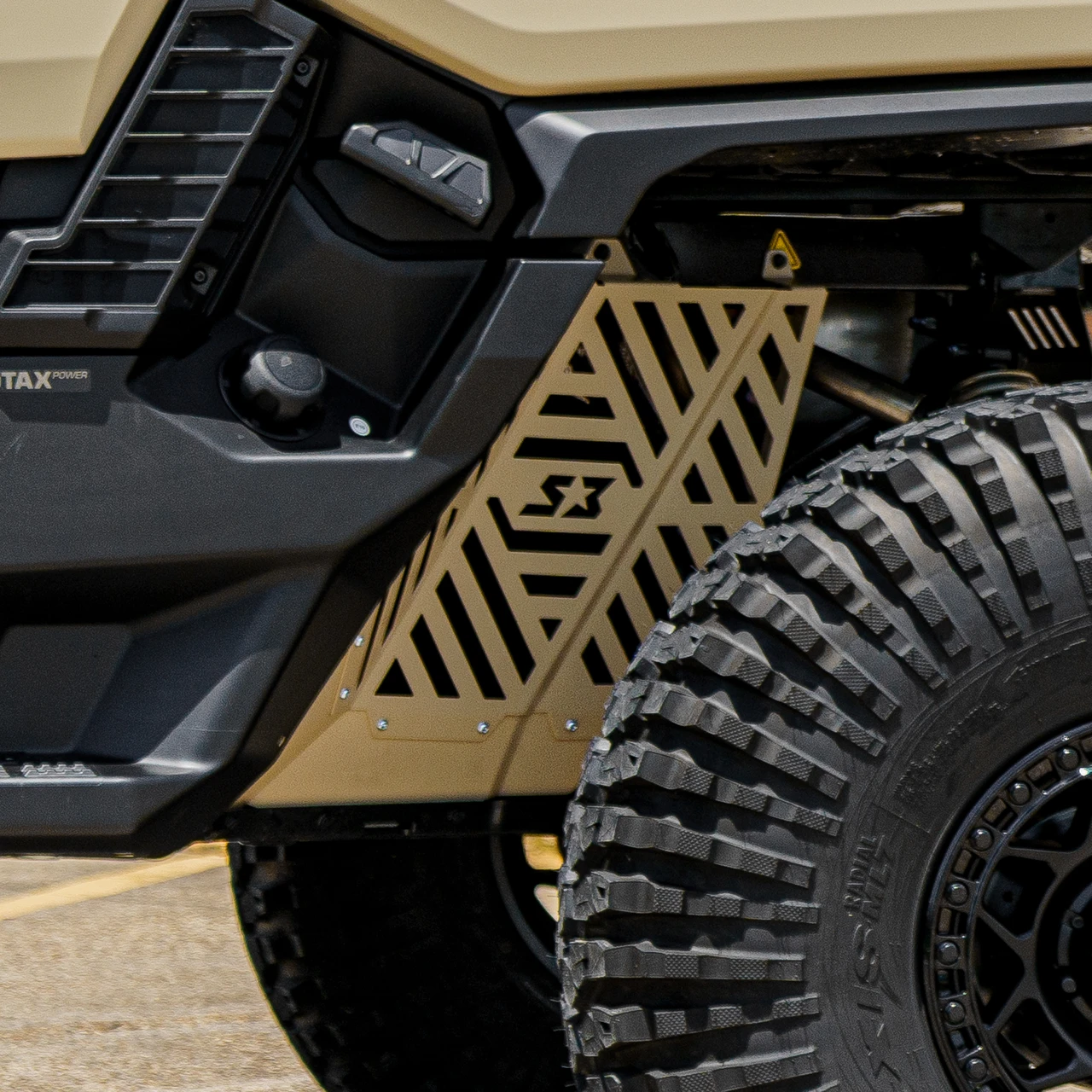 S3 Can-Am Defender HD11 Rear Inner Fender Wells